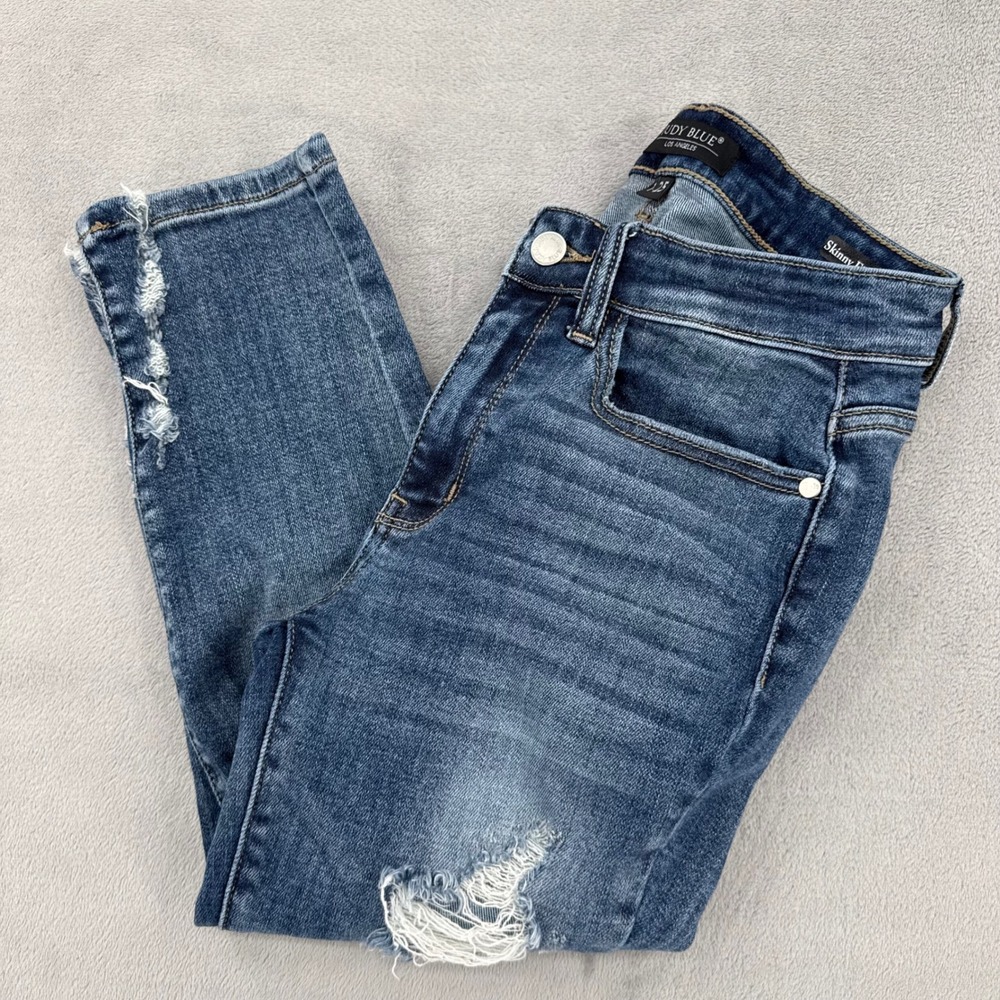 Judy Blue Skinny Fit Capri Distressed Medium Wash Denim Jeans Womens Size 1/25